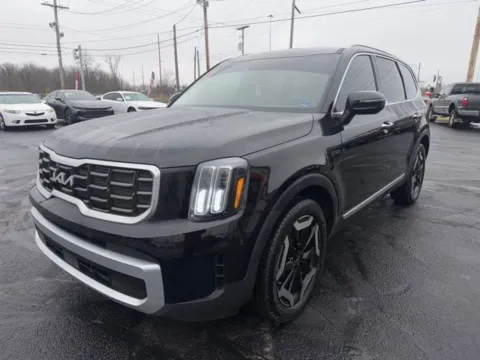 Another view of 2023 Kia Telluride S for sale in Grove City, OH at Funky's Automotive - A division of ETC Auto Group