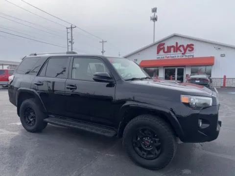 Black 2015 Toyota 4Runner TRD Pro for sale in Grove City, OH