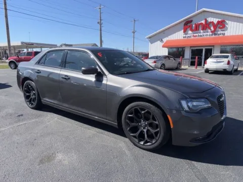 Gray 2019 Chrysler 300 S for sale in Grove City, OH
