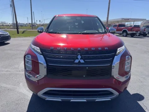 Photos of 2022 Mitsubishi Outlander SE for sale in Grove City, OH at Funky's Automotive - A division of ETC Auto Group