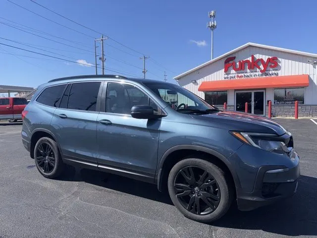 Blue 2021 Honda Pilot Special Edition for sale in Grove City, OH