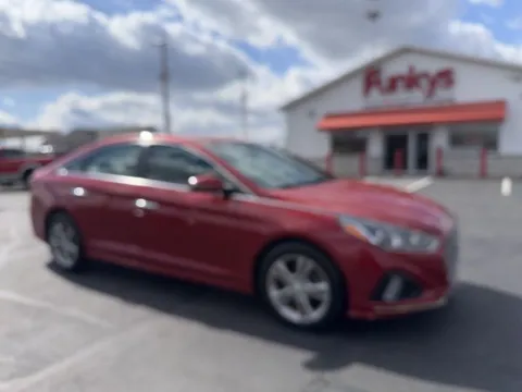 Red 2019 Hyundai Sonata SEL for sale in Grove City, OH