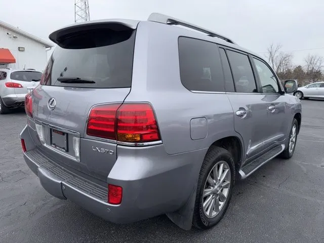 2011 Lexus LX 570 - Photo 7