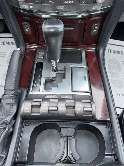 2011 Lexus LX 570 - Photo 13