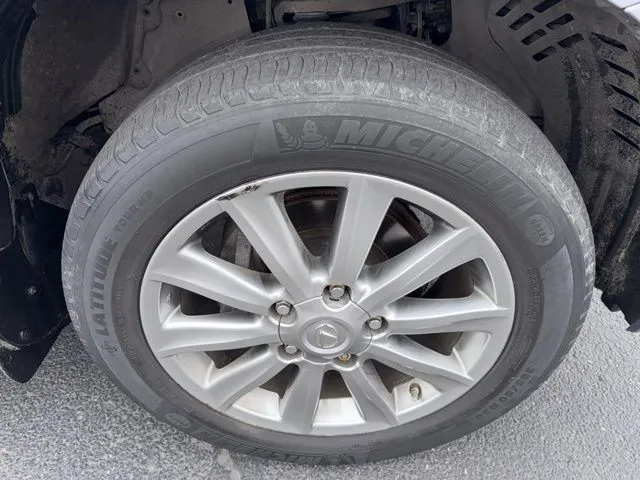 2011 Lexus LX 570 - Photo 32