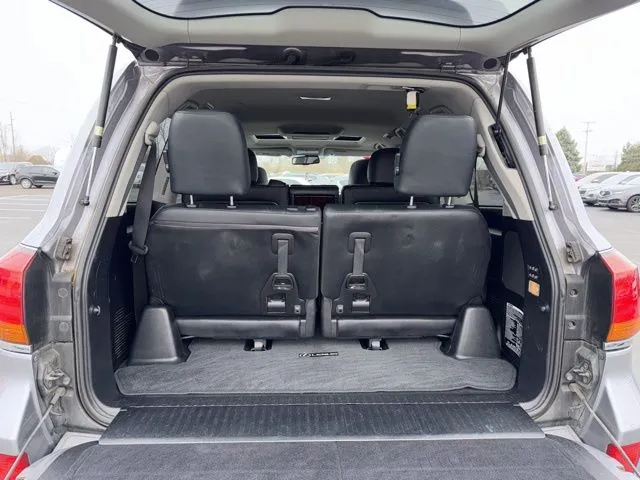 2011 Lexus LX 570 - Photo 8