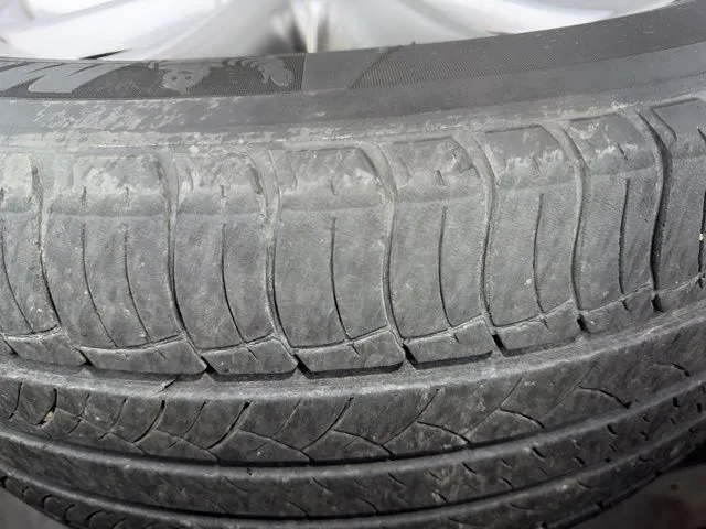 2011 Lexus LX 570 - Photo 31