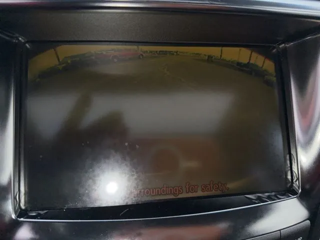 2011 Lexus LX 570 - Photo 25