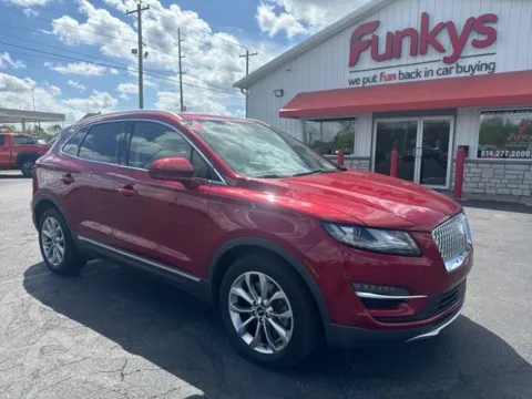 Red 2019 Lincoln MKC Select for sale in Grove City, OH