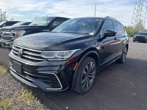 Black 2022 Volkswagen Tiguan 2.0T SEL R-Line for sale in Grove City, OH