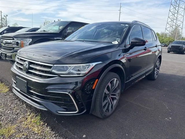 Black 2022 Volkswagen Tiguan 2.0T SEL R-Line for sale in Grove City, OH