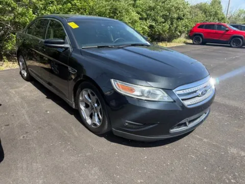 Black 2011 Ford Taurus SHO for sale in Grove City, OH