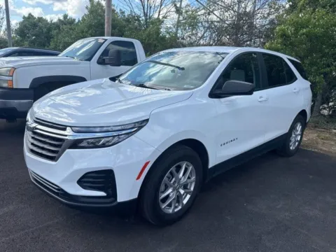 White 2022 Chevrolet Equinox LS for sale in Grove City, OH