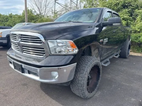 Black 2019 Ram 1500 Classic Big Horn for sale in Grove City, OH