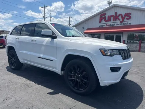 White 2021 Jeep Grand Cherokee Laredo X for sale in Grove City, OH