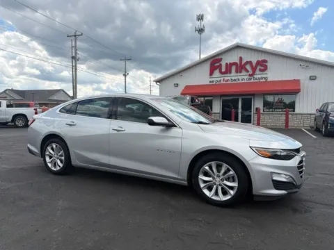 Silver 2019 Chevrolet Malibu LT for sale in Grove City, OH