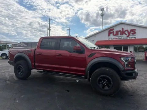 Red 2017 Ford F-150 Raptor for sale in Grove City, OH