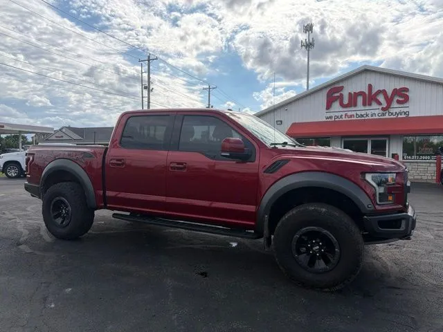 Red 2017 Ford F-150 Raptor for sale in Grove City, OH