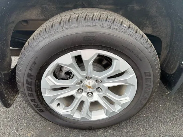 Chevrolet Silverado photo 28