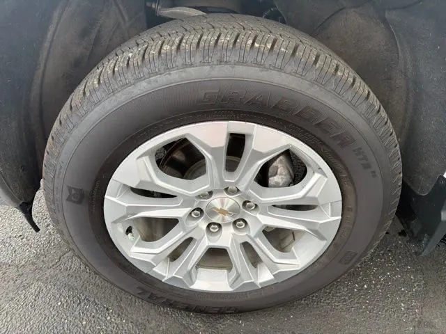 Chevrolet Silverado photo 31
