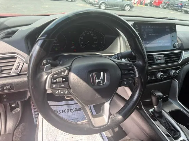 Honda Accord photo 12