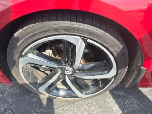 Honda Accord photo 28