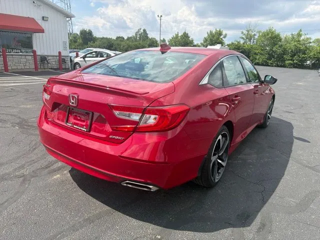 Honda Accord photo 8