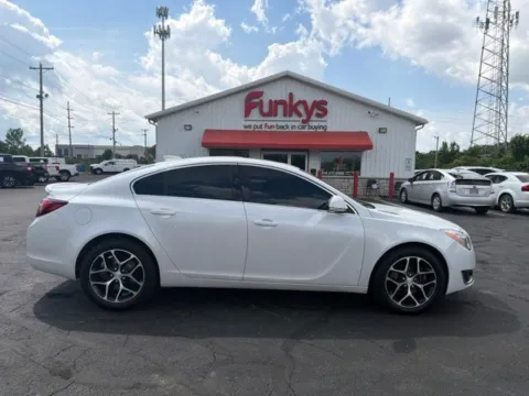 White 2017 Buick Regal Turbo for sale in Grove City, OH
