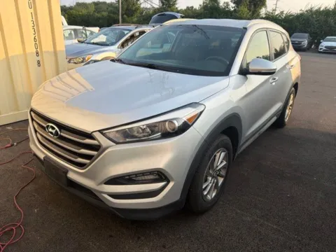 Silver 2018 Hyundai Tucson SEL Plus for sale in Grove City, OH