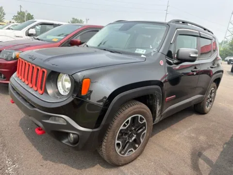 Black 2016 Jeep Renegade Trailhawk for sale in Grove City, OH