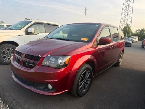 Red 2019 Dodge Grand Caravan GT for sale in Grove City, OH