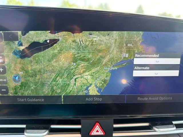 Hyundai Elantra photo 16