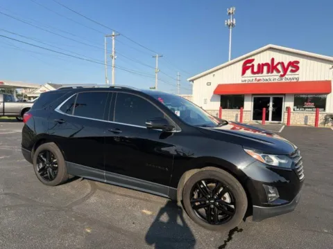 Black 2020 Chevrolet Equinox LT for sale in Grove City, OH
