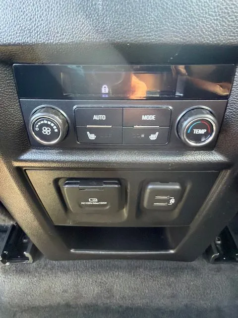 Chevrolet Traverse photo 13