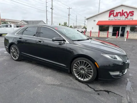 Black 2014 Lincoln MKZ for sale in Grove City, OH