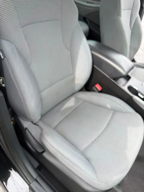 Hyundai Sonata photo 22