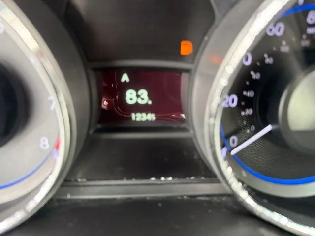 Hyundai Sonata photo 16