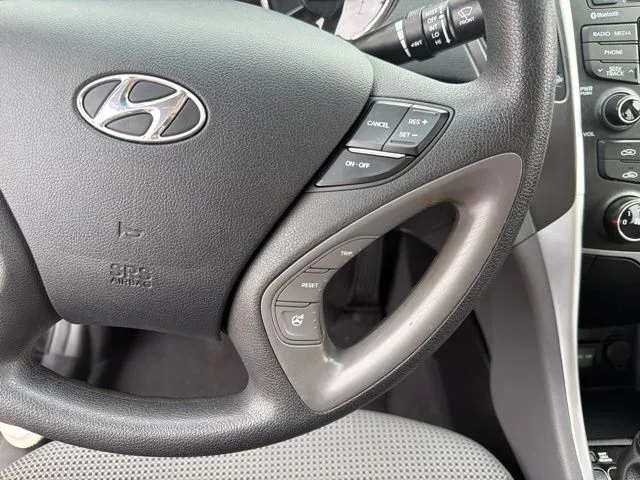 Hyundai Sonata photo 15