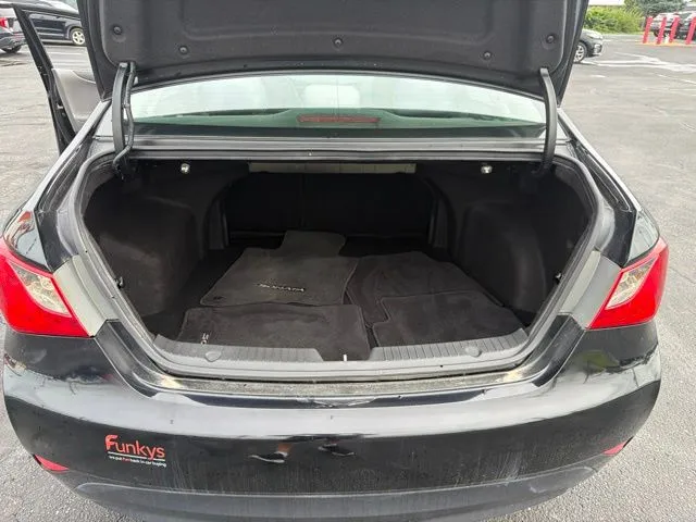 Hyundai Sonata photo 8