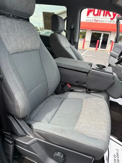 Ford F-150 photo 23