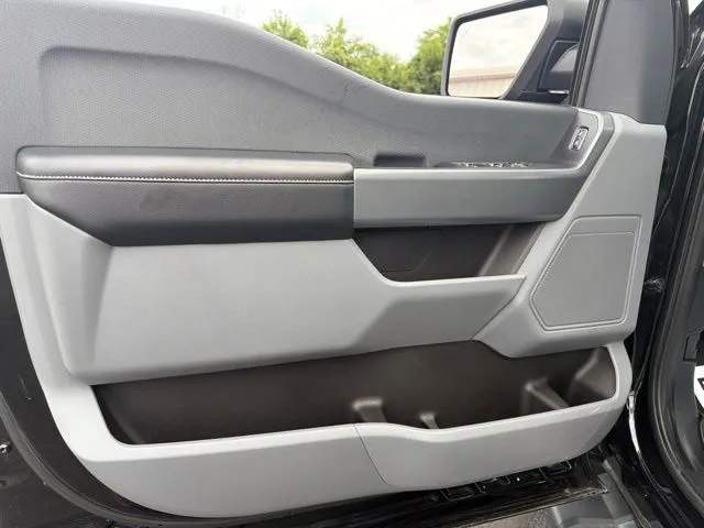 Ford F-150 photo 10