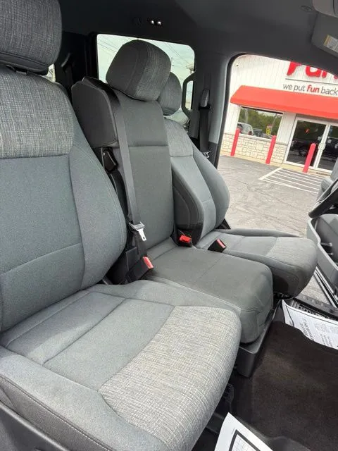 Ford F-150 photo 24