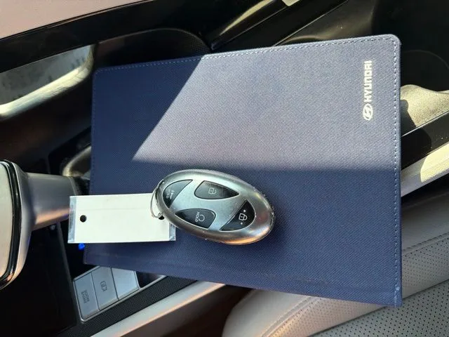 Hyundai Elantra photo 20
