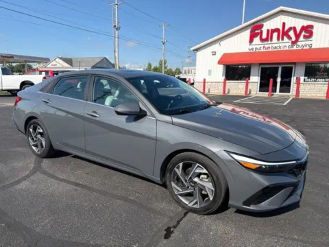 Gray 2025 Hyundai Elantra Limited for sale in Grove City, OH