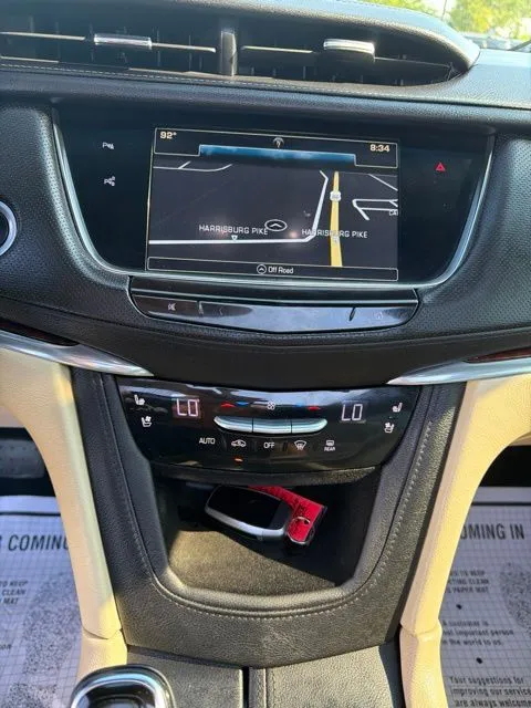 Cadillac XT5 photo 23