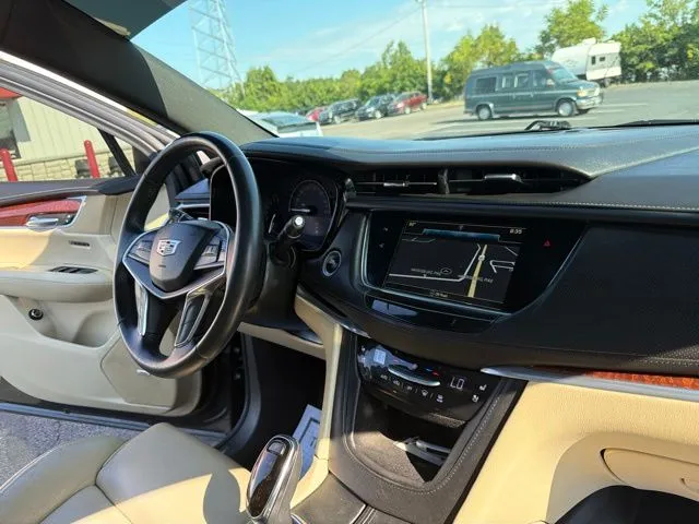 Cadillac XT5 photo 28