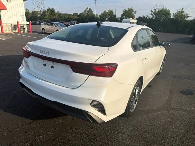 Kia Forte photo 6