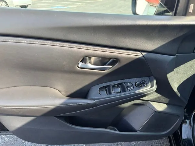 Nissan Sentra photo 10