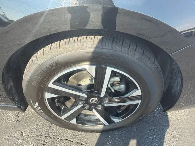 Nissan Sentra photo 25