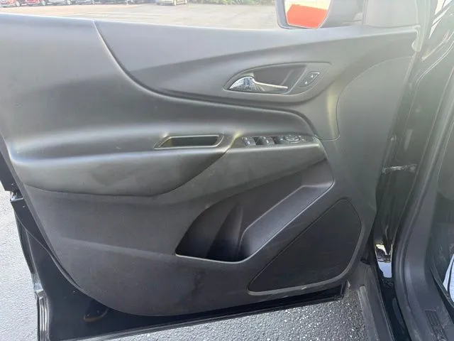 Chevrolet Equinox photo 10